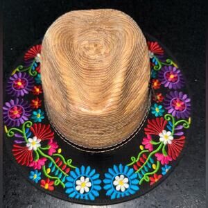 NEW artesanal embroided made in mexico Embroidered Floral Women's Hat ONE SIZE